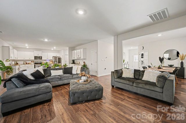 664 Saddlebred Lane, Locust, NC 28097