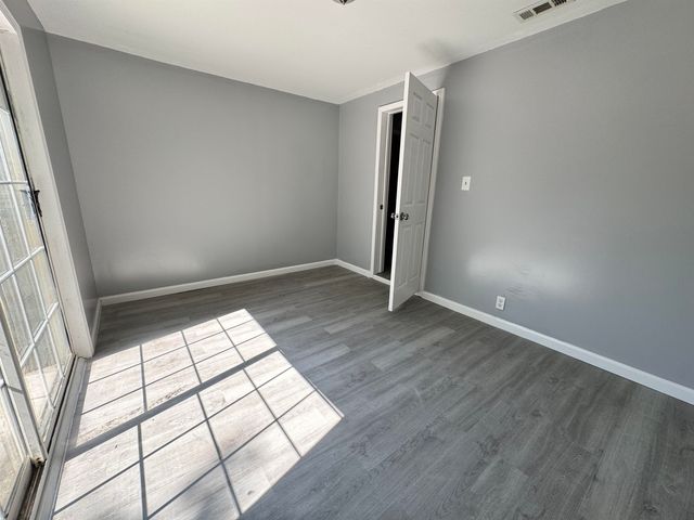 700 HARBERT DR, Savannah, TN 38372