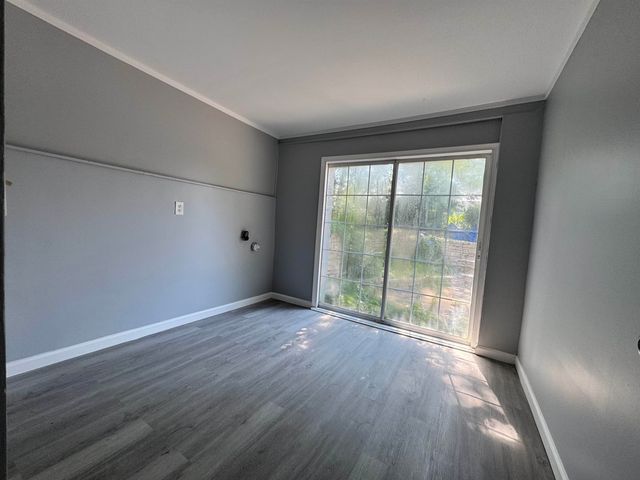 700 HARBERT DR, Savannah, TN 38372