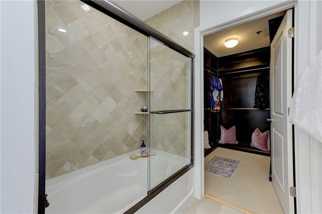 565 Peachtree NE Street 1101, Atlanta, GA 30308