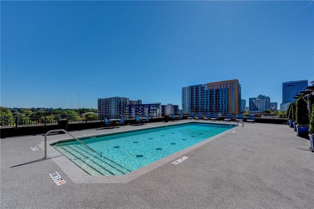 565 Peachtree NE Street 1101, Atlanta, GA 30308