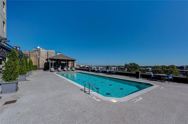 565 Peachtree NE Street 1101, Atlanta, GA 30308