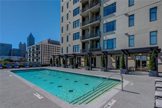 565 Peachtree NE Street 1101, Atlanta, GA 30308