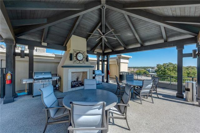 565 Peachtree NE Street 1101, Atlanta, GA 30308