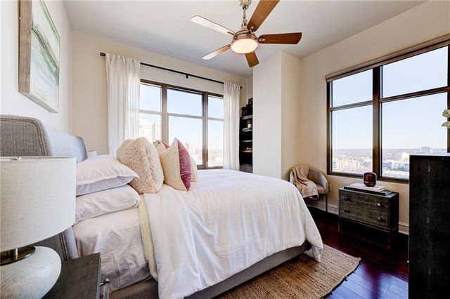 565 Peachtree NE Street 1101, Atlanta, GA 30308