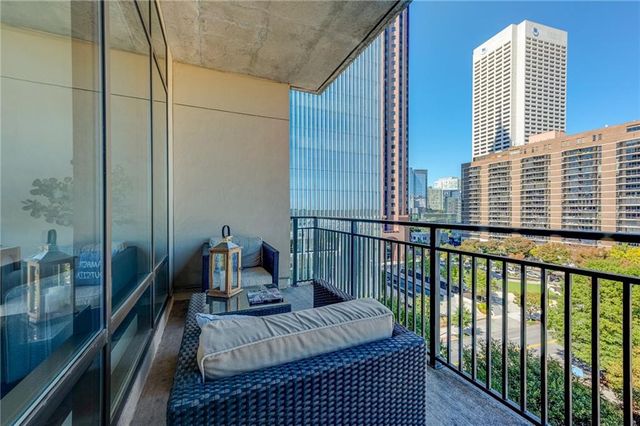 565 Peachtree NE Street 1101, Atlanta, GA 30308