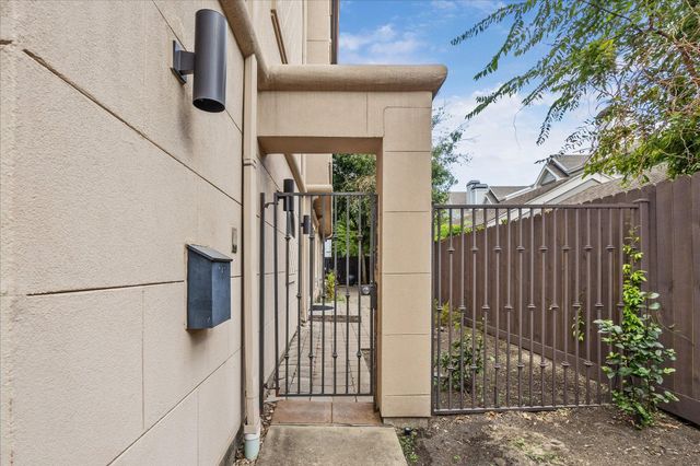 2817 Newman Street, Houston, TX 77098