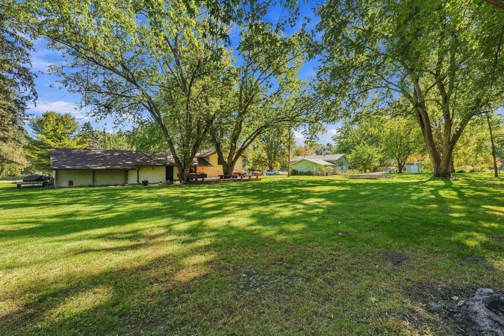 132 Quality Avenue S, Lakeland, MN 55043 — photo 2