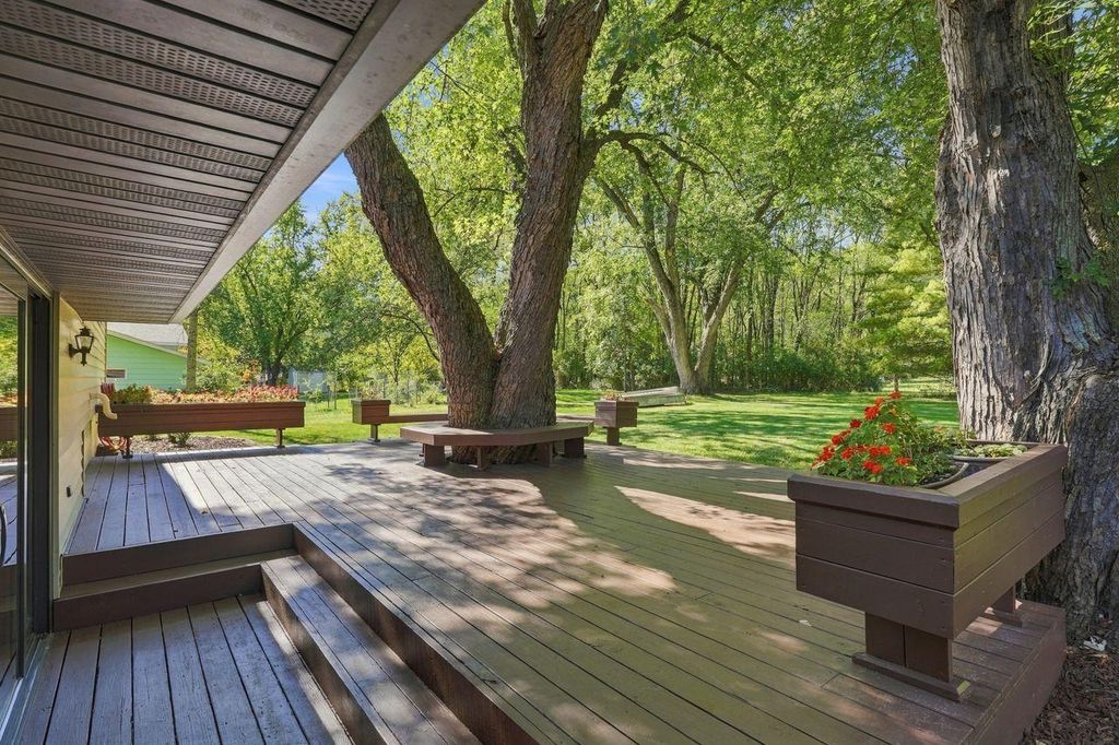 132 Quality Avenue S, Lakeland, MN 55043 — photo 3