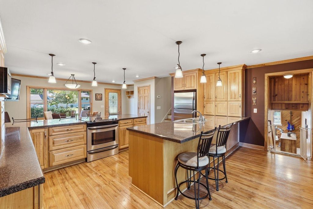 132 Quality Avenue S, Lakeland, MN 55043 — photo 4