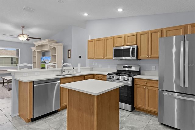 2306 OAK BEND PLACE, The Villages, FL 32162