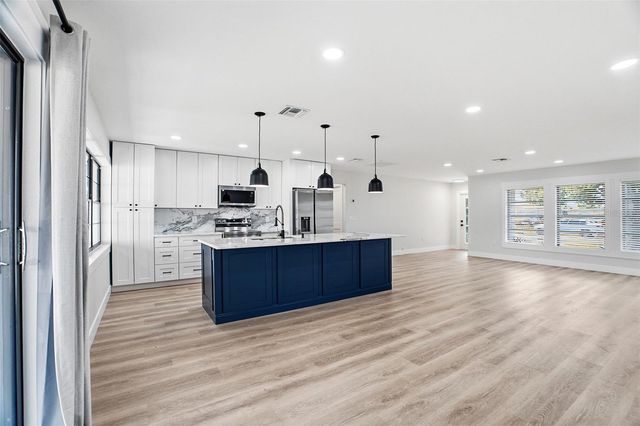 1773 COCONUT DRIVE, Venice, FL 34293