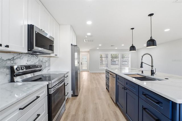 1773 COCONUT DRIVE, Venice, FL 34293