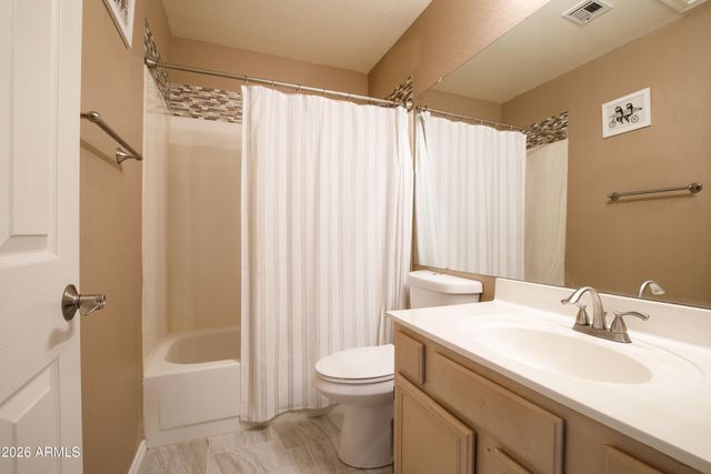 19306 N 76TH Avenue, Glendale, AZ 85308
