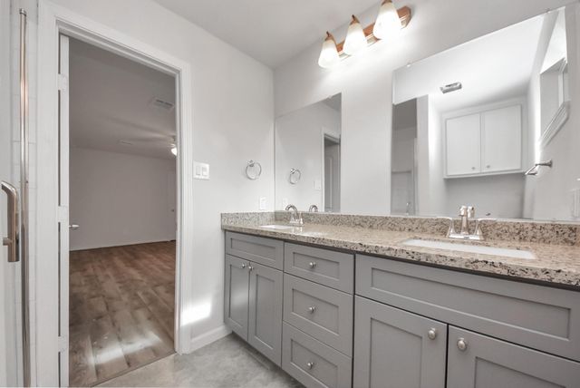 5811 Cartagena Street, Houston, TX 77035