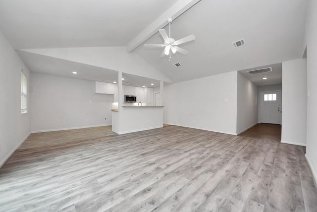 5811 Cartagena Street, Houston, TX 77035