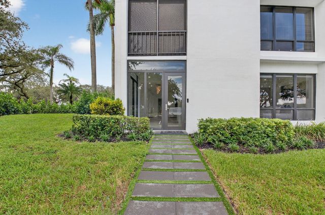 7847 Lakeside Boulevard 1014, Boca Raton, FL 33434