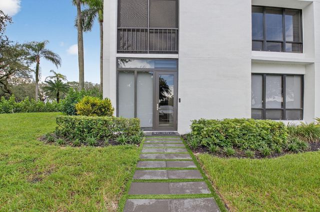 7847 Lakeside Boulevard 1014, Boca Raton, FL 33434