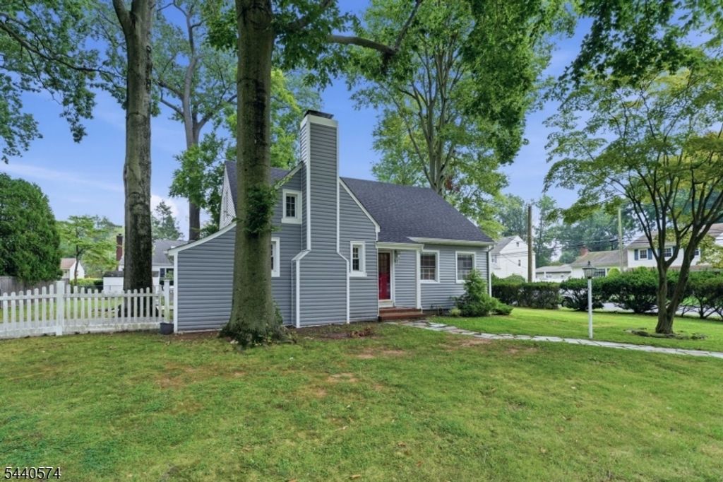 344 Mountain Ave, North Plainfield Boro, NJ 07062 — photo 2