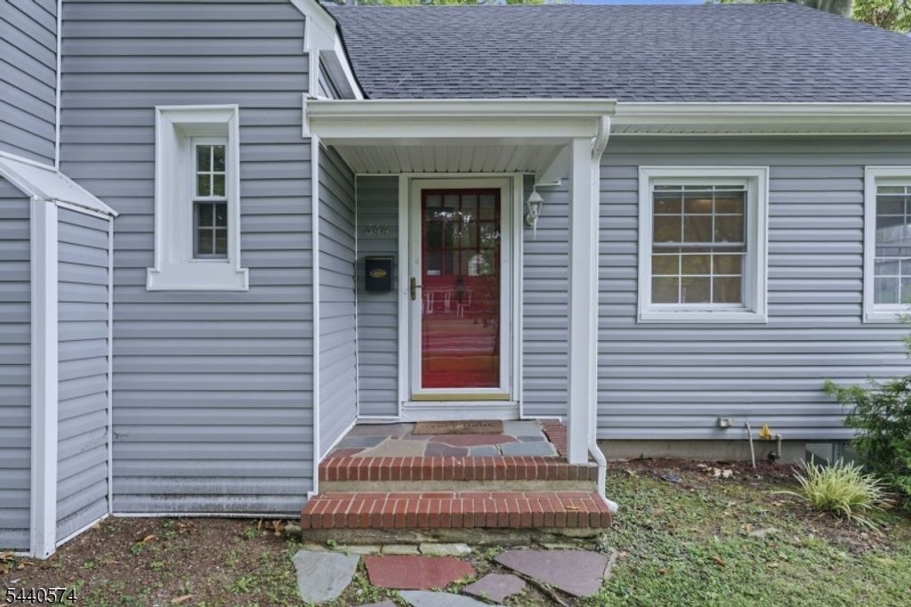 344 Mountain Ave, North Plainfield Boro, NJ 07062 — photo 4