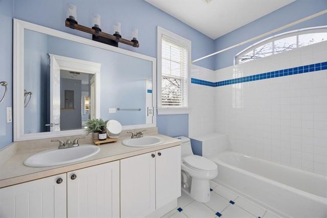2010 Cambridge Avenue, Atlanta, GA 30337