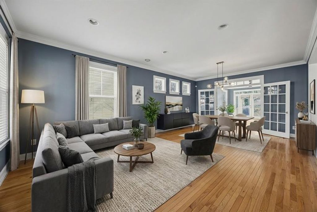 2010 Cambridge Avenue, Atlanta, GA 30337
