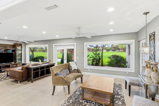 24 Cambridge Drive, Boynton Beach, FL 33436