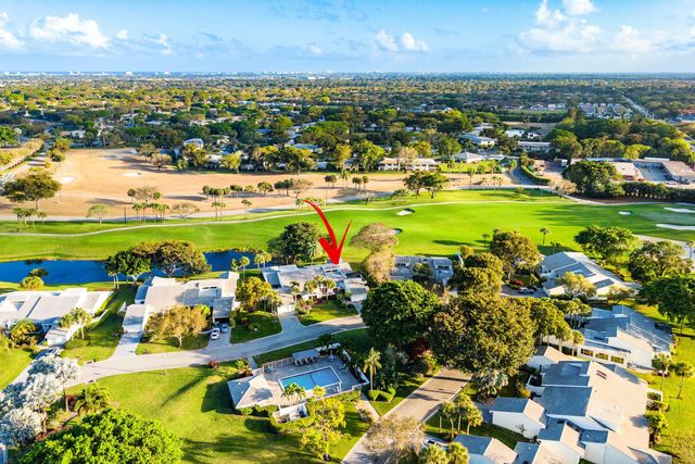 24 Cambridge Drive, Boynton Beach, FL 33436