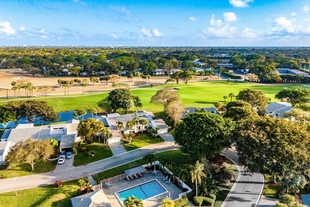 24 Cambridge Drive, Boynton Beach, FL 33436