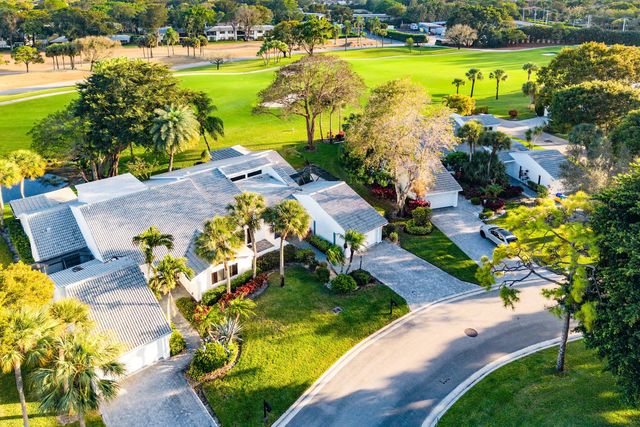 24 Cambridge Drive, Boynton Beach, FL 33436