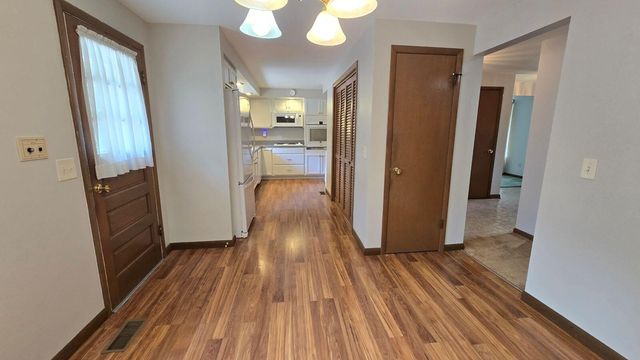 2082 Stowe Drive 2082 Stowe Drive, Springfield, OH 45505
