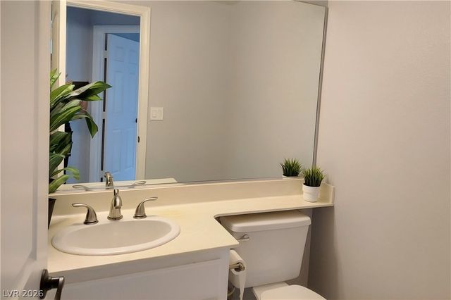 8272 Tibana Way, Las Vegas, NV 89147