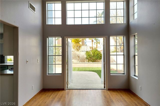 8272 Tibana Way, Las Vegas, NV 89147