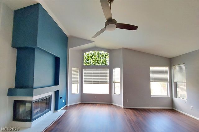 8272 Tibana Way, Las Vegas, NV 89147