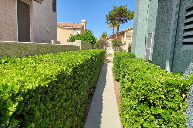 8272 Tibana Way, Las Vegas, NV 89147