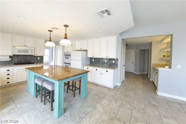 8272 Tibana Way, Las Vegas, NV 89147