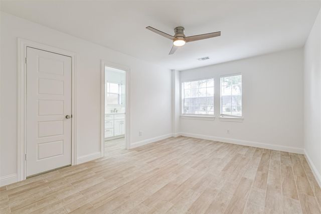 408 Christina Lane, Friendswood, TX 77546