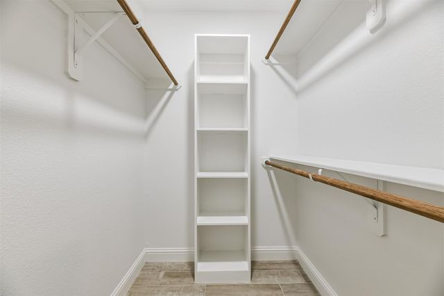 408 Christina Lane, Friendswood, TX 77546