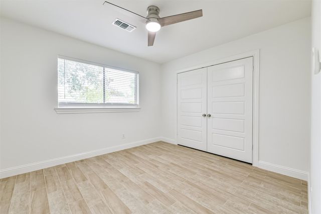 408 Christina Lane, Friendswood, TX 77546