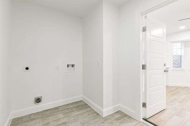 408 Christina Lane, Friendswood, TX 77546