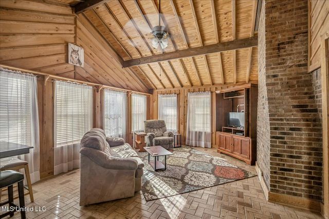 4609 Big Horn Drive, Nesbit, MS 38651