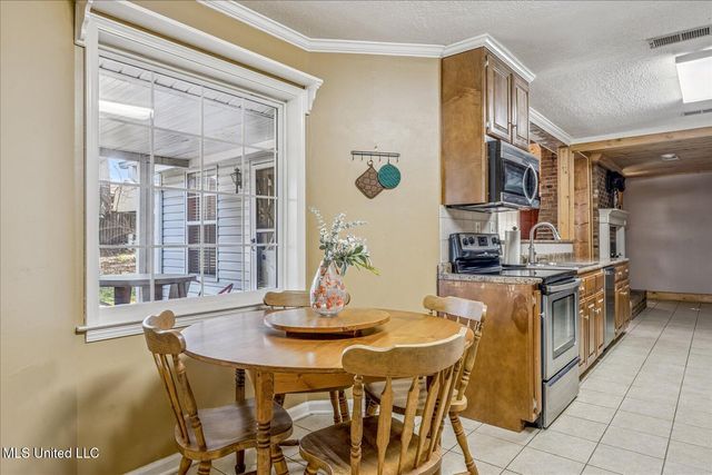 4609 Big Horn Drive, Nesbit, MS 38651