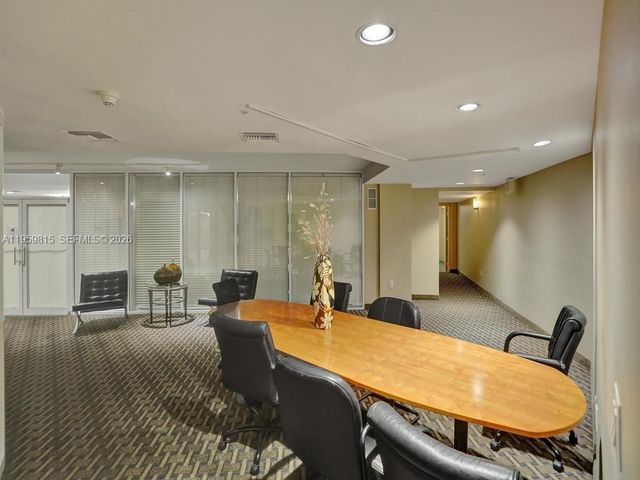 3370 Hidden Bay Dr 2715, Aventura, FL 33180