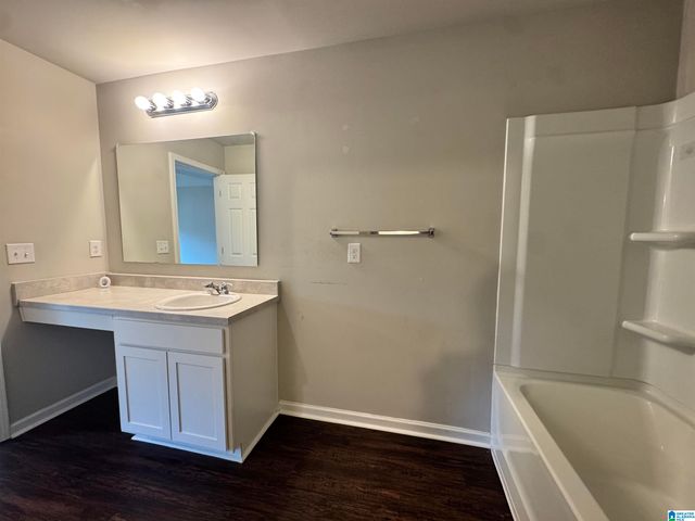401 CLEAR CREEK LANE, Calera, AL 35040
