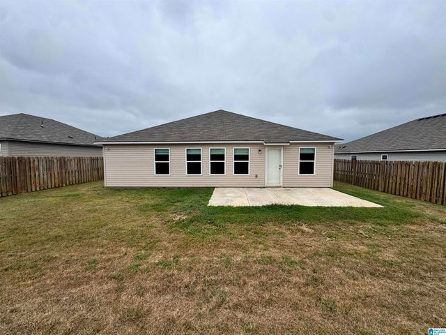 401 CLEAR CREEK LANE, Calera, AL 35040
