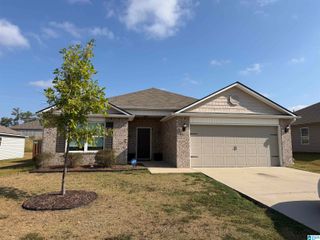 401 CLEAR CREEK LANE, Calera, AL 35040