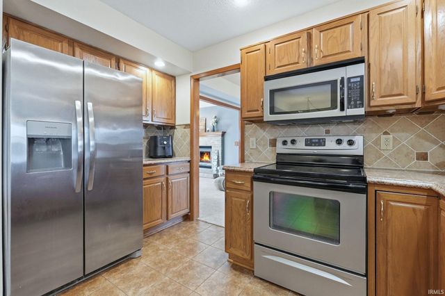 2736 Sweet Cider Road, Fort Wayne, IN 46818