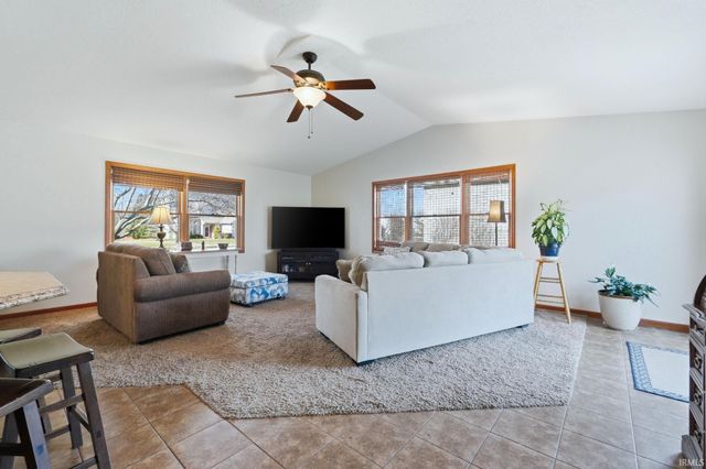 2736 Sweet Cider Road, Fort Wayne, IN 46818