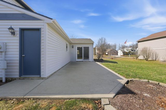2736 Sweet Cider Road, Fort Wayne, IN 46818