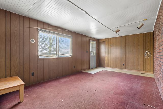 950 106th Avenue, Gun Plain Twp, MI 49080